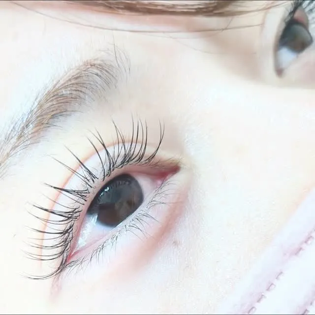 まつげエクステ